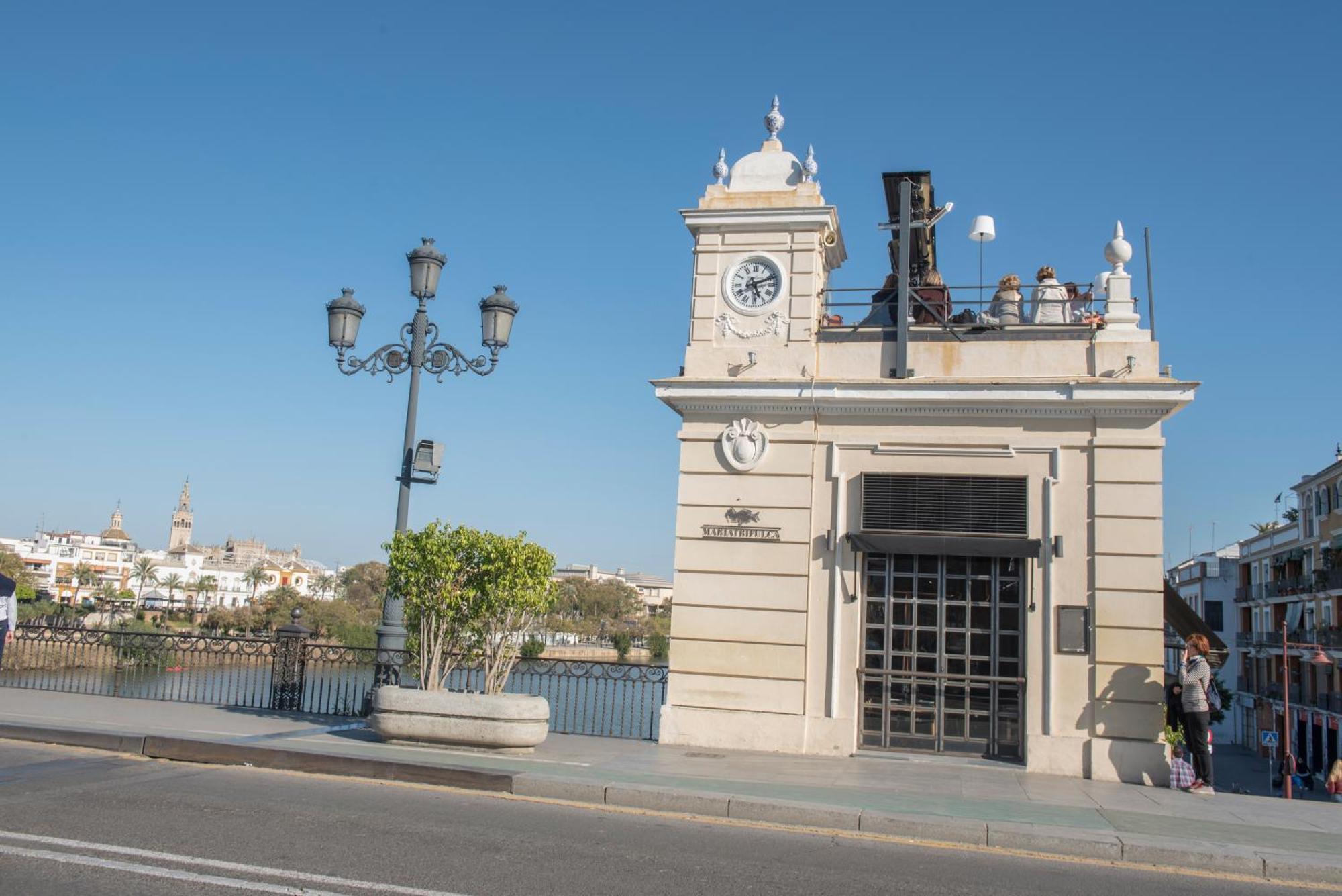 Apartamentos Luxury Puente De Triana Sevilla Dış mekan fotoğraf