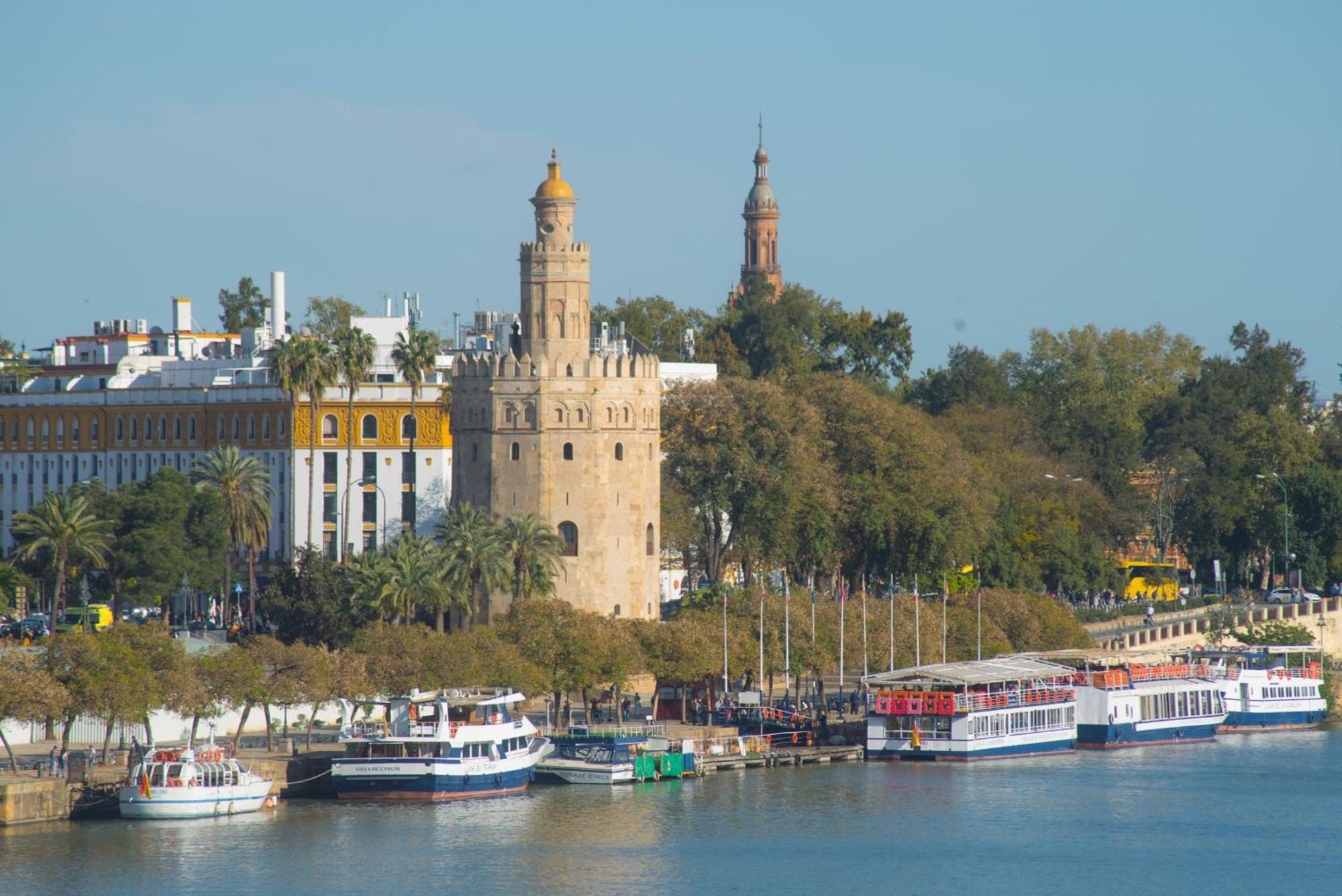 Apartamentos Luxury Puente De Triana Sevilla Dış mekan fotoğraf