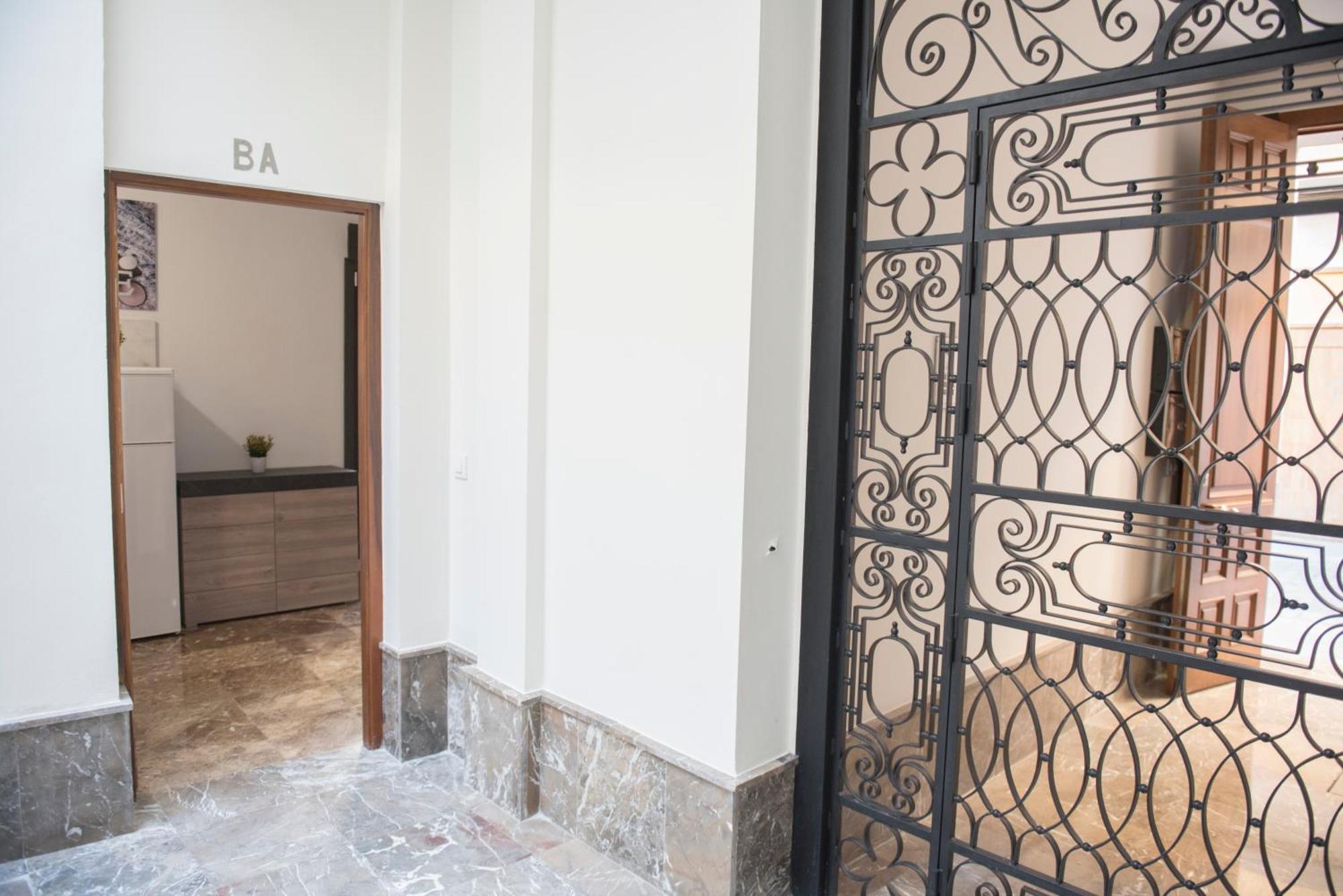 Apartamentos Luxury Puente De Triana Sevilla Dış mekan fotoğraf