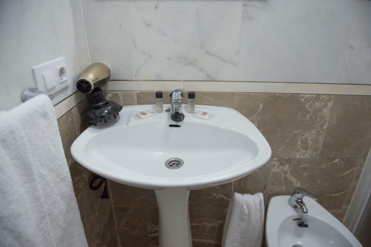 Apartamentos Luxury Puente De Triana Sevilla Dış mekan fotoğraf