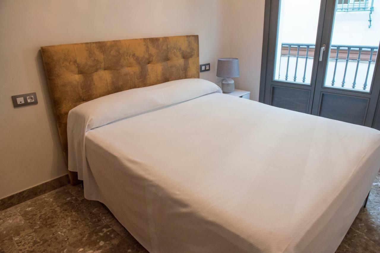 Apartamentos Luxury Puente De Triana Sevilla Dış mekan fotoğraf