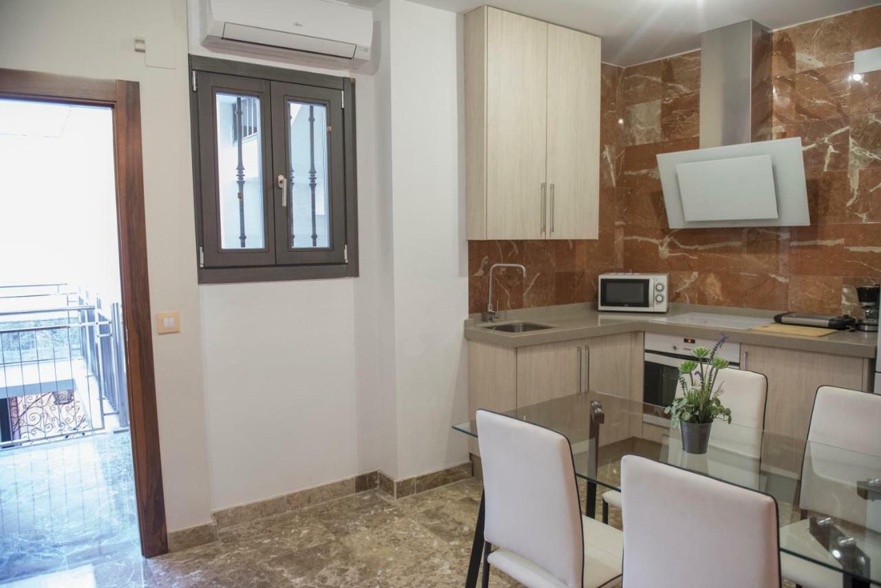 Apartamentos Luxury Puente De Triana Sevilla Dış mekan fotoğraf
