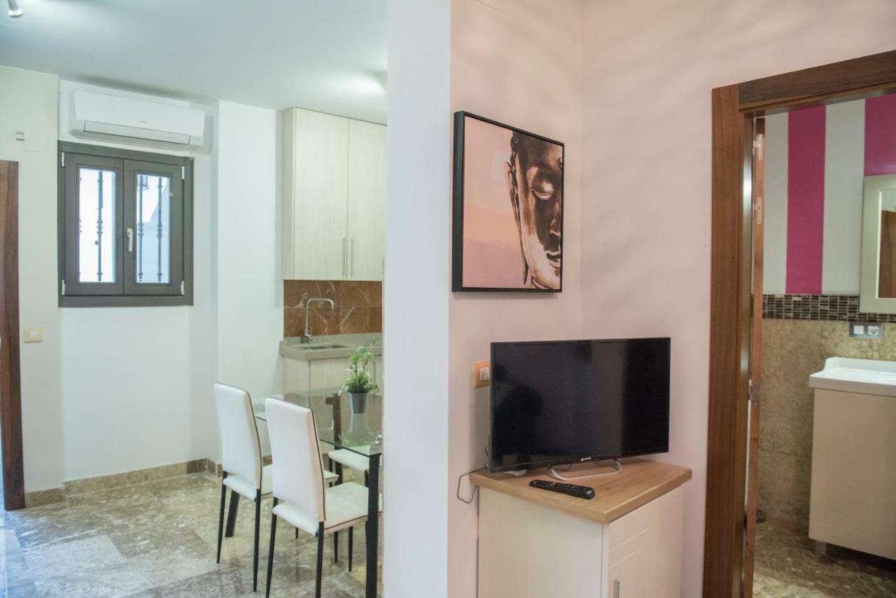 Apartamentos Luxury Puente De Triana Sevilla Dış mekan fotoğraf